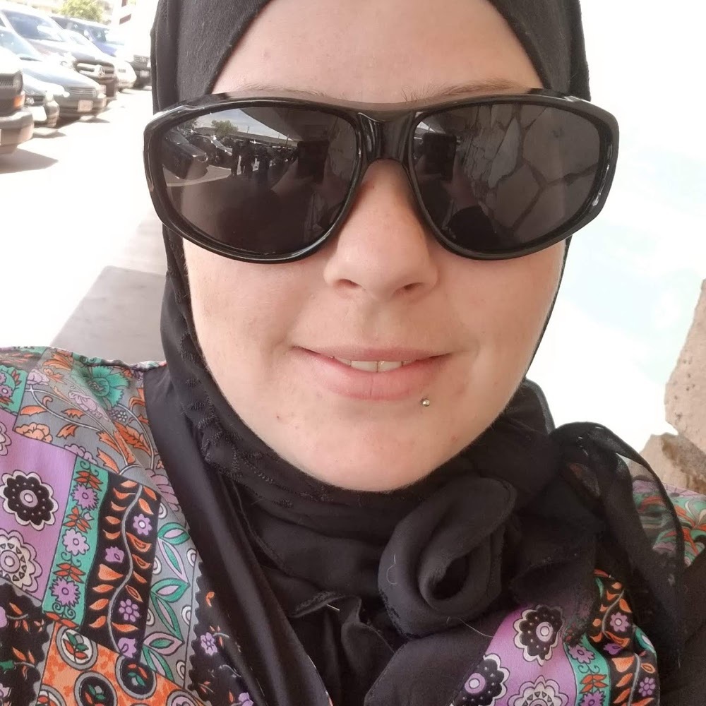 Meet your Posher, Missy